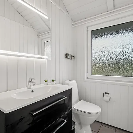 Holiday home Eftim - 500m From The Sea By Interhome
