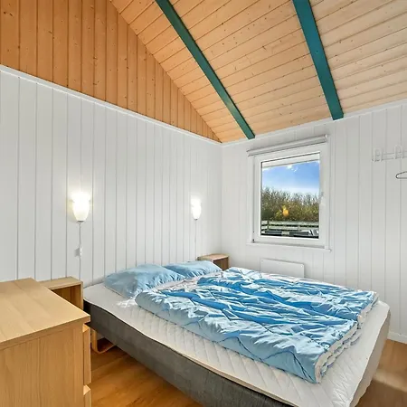 Eftim - 500m From The Sea By Interhome