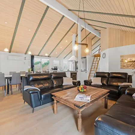 Eftim - 500m From The Sea By Interhome *