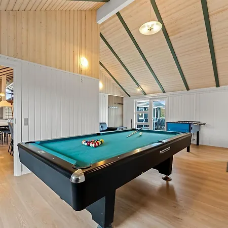 Holiday home Eftim - 500m From The Sea By Interhome *
