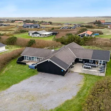 Eftim - 500m From The Sea By Interhome